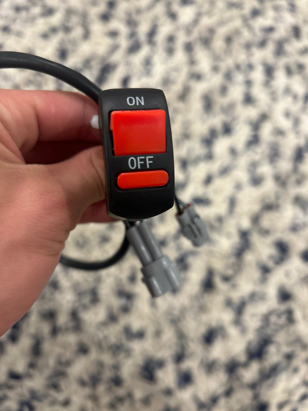Plug and play light switch