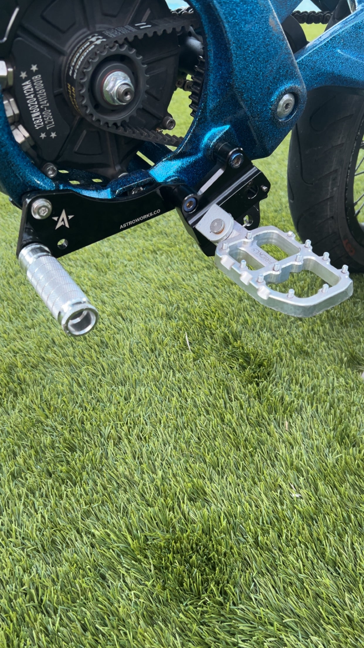 Talaria XXX Peg Bracket